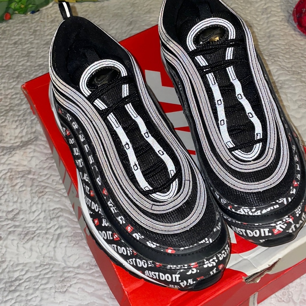 EUC Nike Air Max 97 sz.11 men’s super hard to find a rare collection piece - Picture 1 of 10